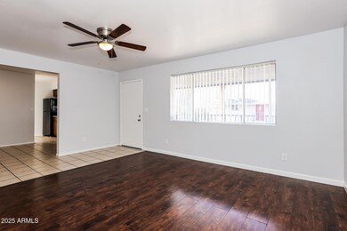 553 W Rio Salado Pkwy unit 202, Mesa, AZ 85201 - photo 4