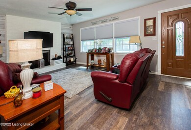 8232 Delido Rd, Louisville, KY 40219 - photo 7