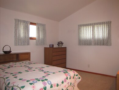 507 Cherry St, Tuscola, IL 61953 - photo 4