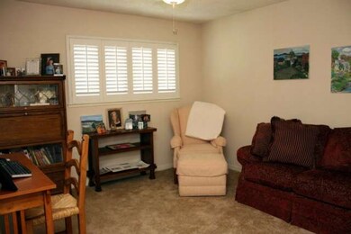 142 Nissen Rd unit 3, Salinas, CA 93901 - photo 4