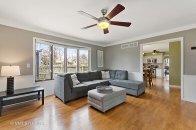 1191 Pine St, Batavia, IL 60510 - photo 4