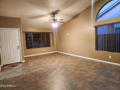 6211 E Colby St, Mesa, AZ 85205 - photo 4