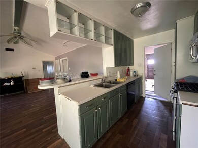 9707 Southport Dr, Houston, TX 77089 - photo 7