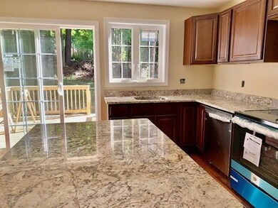 28 Mckinley Rd, Worcester, MA 01605 - photo 3