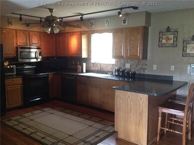 118 Moorefield Place, Scott Depot, WV 25560 - photo 5