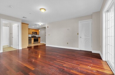 39 Fenton St unit 1, Dorchester, MA 02122 - photo 3