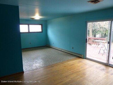 69 Melrose Ave, Staten Island, NY 10301 - photo 4