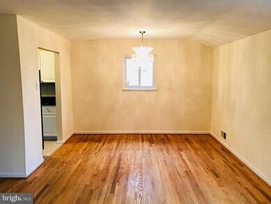 4106 Landgreen St, Rockville, MD 20853 - photo 4