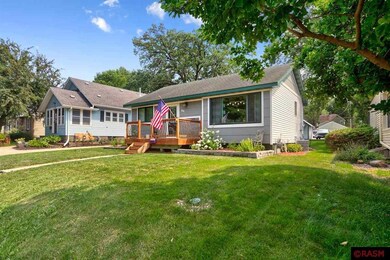 211 W 8th St unit Eight, Mankato, MN 56001 - photo 2