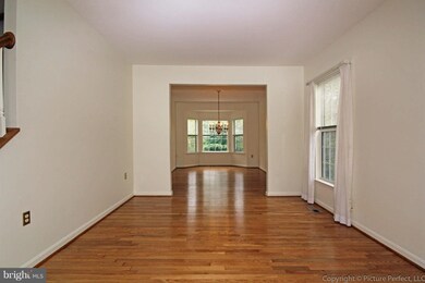 1017 Dulaney Mill Dr, Frederick, MD 21702 - photo 5