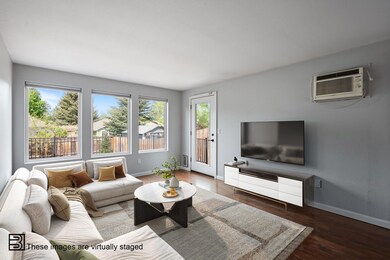 staged livingroom photo