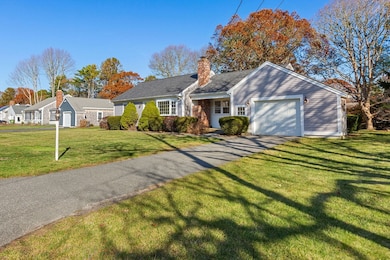 18 Captain Stanley Rd, South Yarmouth, MA 02664 - photo 2