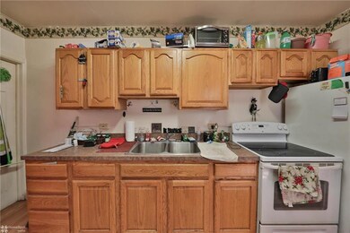 754 Pittston St, Allentown, PA 18103 - photo 7