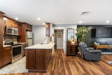 110 Carriage Ln unit 110, Taunton, MA 02780 - photo 6