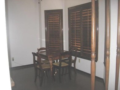 300 Roslyn Dr, Horizon City, TX 79928 - photo 7