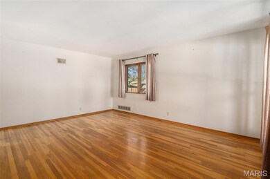 3151 Lin Tel Rd, Saint Louis, MO 63125 - photo 6