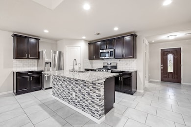 29806 Breakwater Dr, Katy, TX 77494 - photo 2