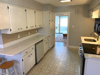 4093 Alp Ct, Akron, OH 44319 - photo 6