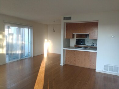 1204 E Lawrence Ln unit 103, Phoenix, AZ 85020 - photo 2