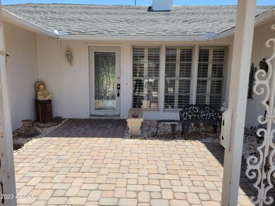 17231 N Lindgren Ave, Sun City, AZ 85373 - photo 2