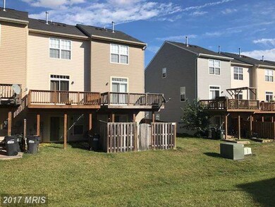 15736 John Diskin Cir, Woodbridge, VA 22191 - photo 4