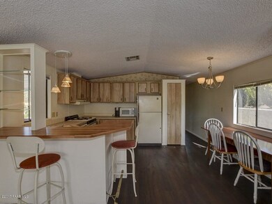 Kitchen & Dining Room