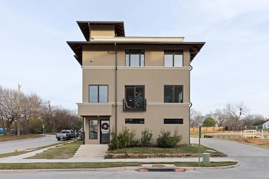 2500 Galvez Ave, Fort Worth, TX 76111 - photo 6