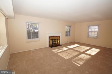 4005 Winfield Ct, Bowie, MD 20715 - photo 2