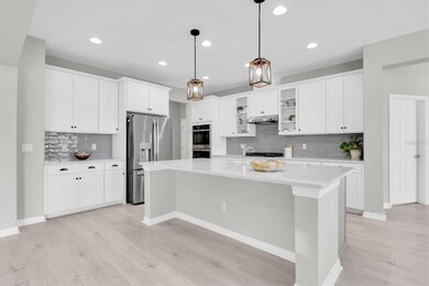 GOURMET KITCHEN