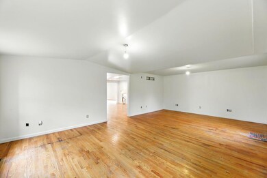 15105 Carpenter Rd