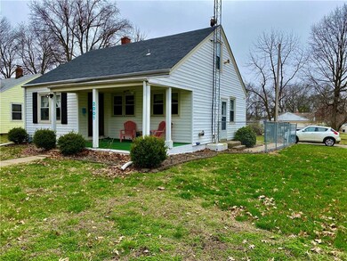 2001 SW Bowman Ct, Topeka, KS 66604 - photo 5