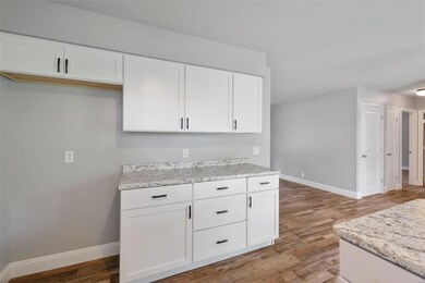 806 Taylor Ave, Farmington, MO 63640 - photo 6