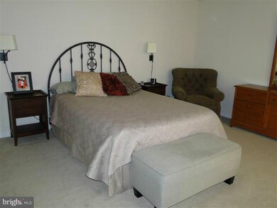 12270 Longleaf Ln, Dunkirk, MD 20754 - photo 5