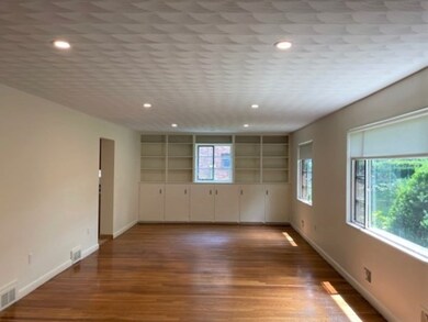 10 Madoc St unit 1, Newton, MA 02459 - photo 2