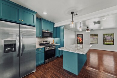 13326 Emporia St, Houston, TX 77015 - photo 7