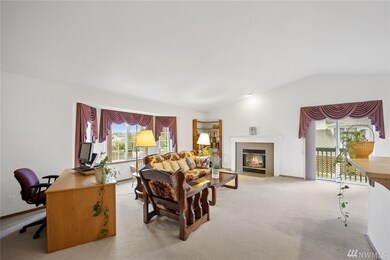 330 74th St SW, Everett, WA 98203 - photo 3