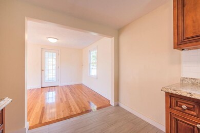 340 Amostown Rd, West Springfield, MA 01089 - photo 5