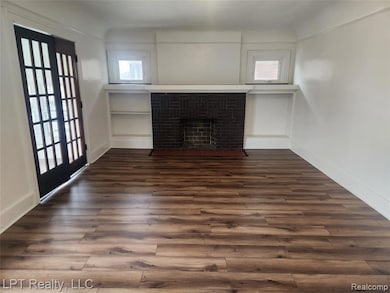 2004 Central St, Detroit, MI 48209 - photo 3