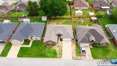 1614 Amanda Ln, Kilgore, TX 75662 - photo 2