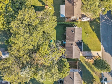 11406 Maplecrest Dr SE, Huntsville, AL 35803 - photo 3