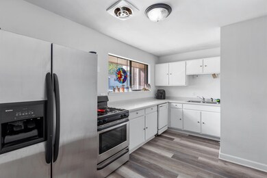 330 W Anderson St, Crown Point, IN 46307 - photo 3