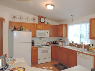 144 Schwarz Way, Chehalis, WA 98532 - photo 2