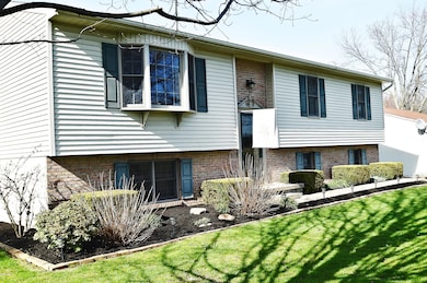 2445 Pikes Peak Rd, Allenwood, PA 17810 - photo 3