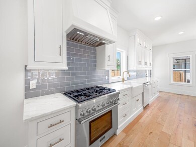 706 NW 6th St, Bentonville, AR 72712 - photo 7