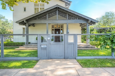 748 Arlington St, Houston, TX 77007 - photo 2