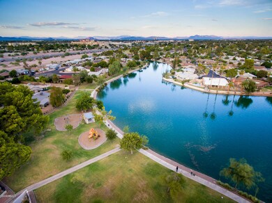 2436 W VIA RIALTO CIR aerial of lake