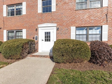 360 Neponset St unit 702, Canton, MA 02021 - photo 2