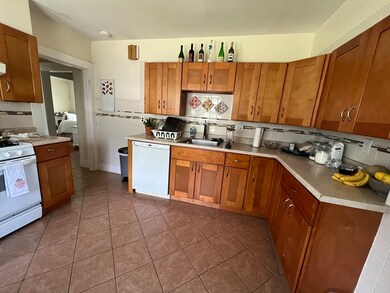 146 Parsons St unit 1/F, Brighton, MA 02135 - photo 6