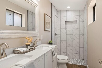 17-Master Bath