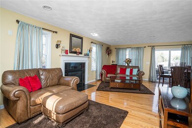 9 Conifer Ct, Coventry, RI 02816 - photo 5